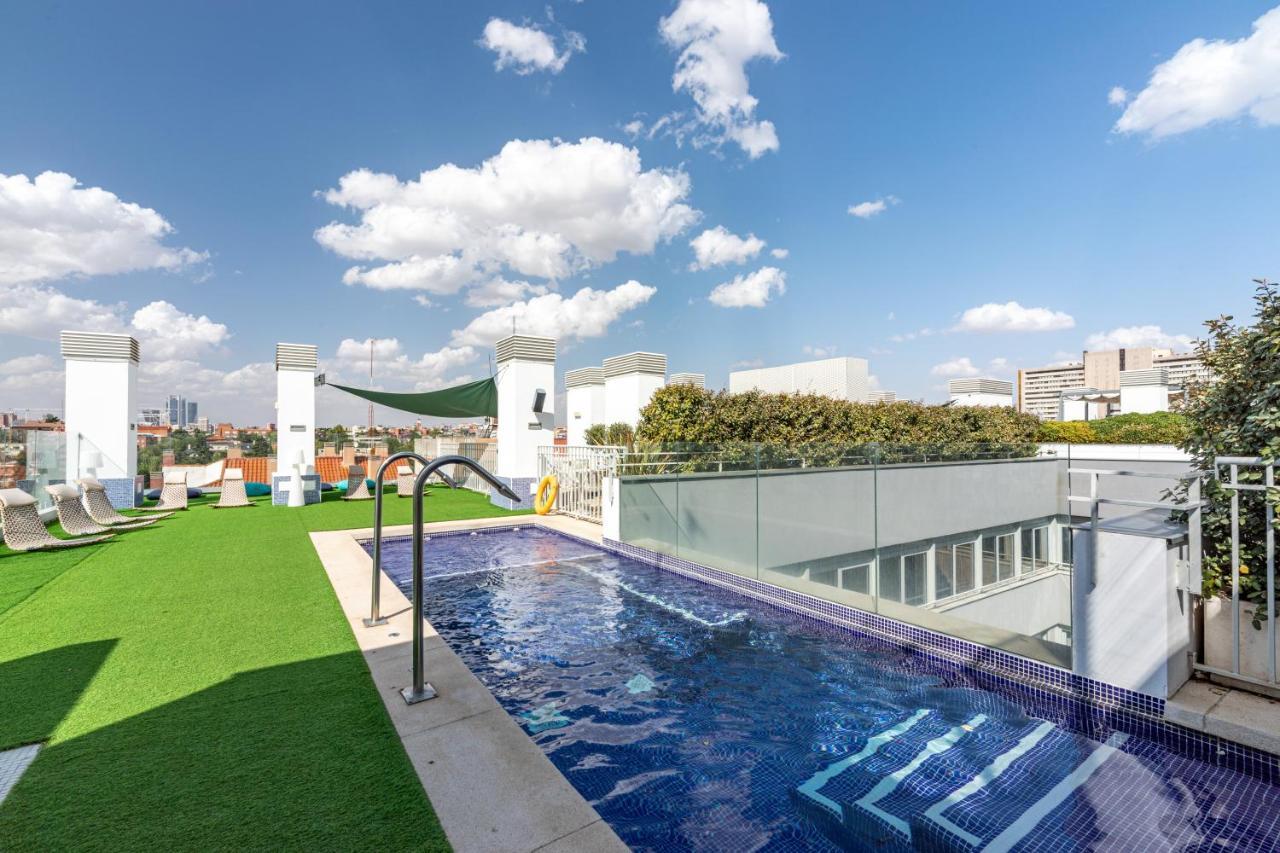 Residencia Universitaria Resa Claudio Coello Madrid Exterior foto